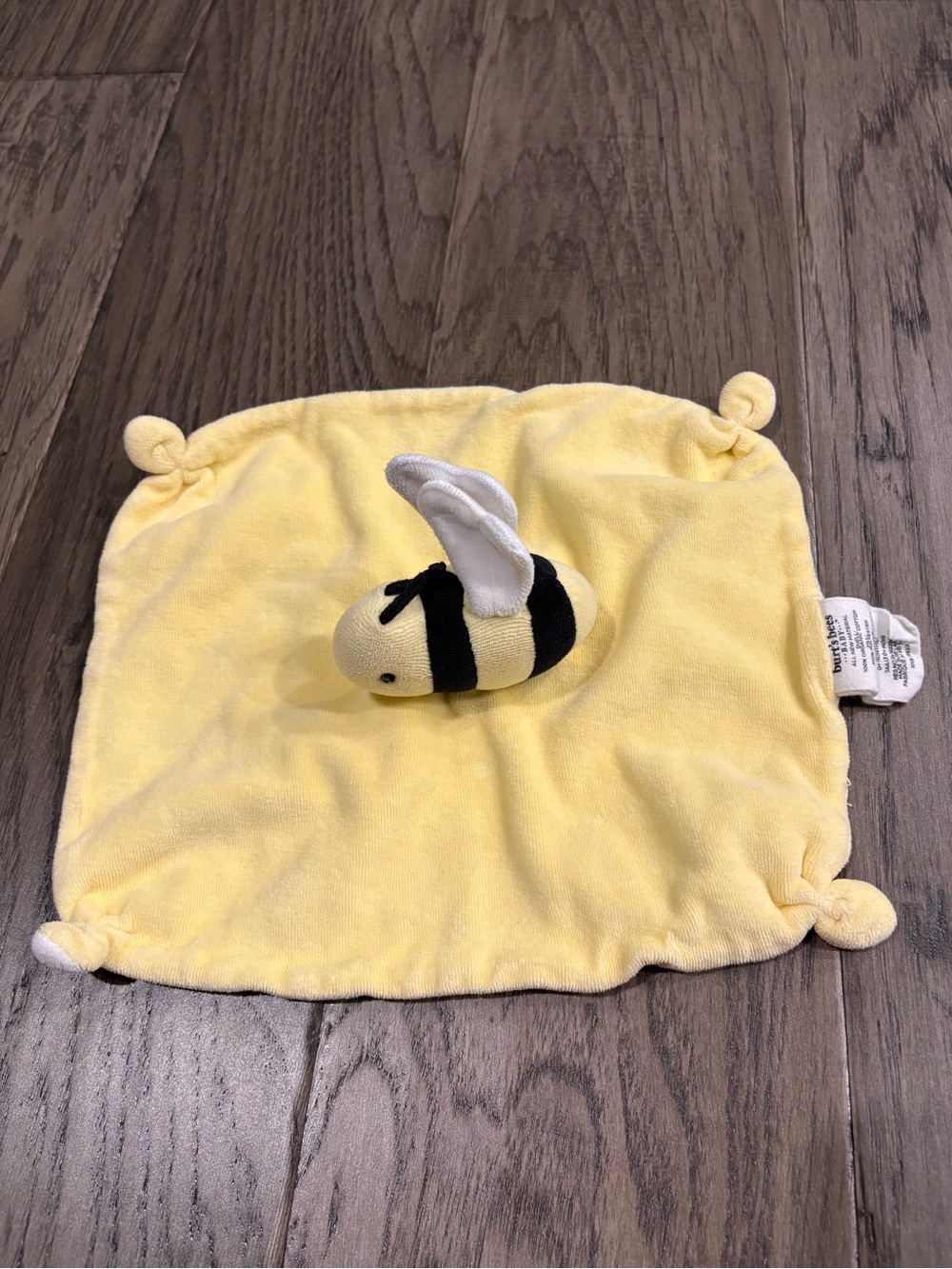 Bee Lovey